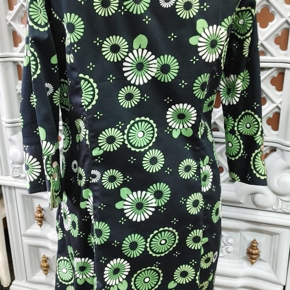 Fun Green & Black Shirt Dress or Jacket - Picture 3 of 9